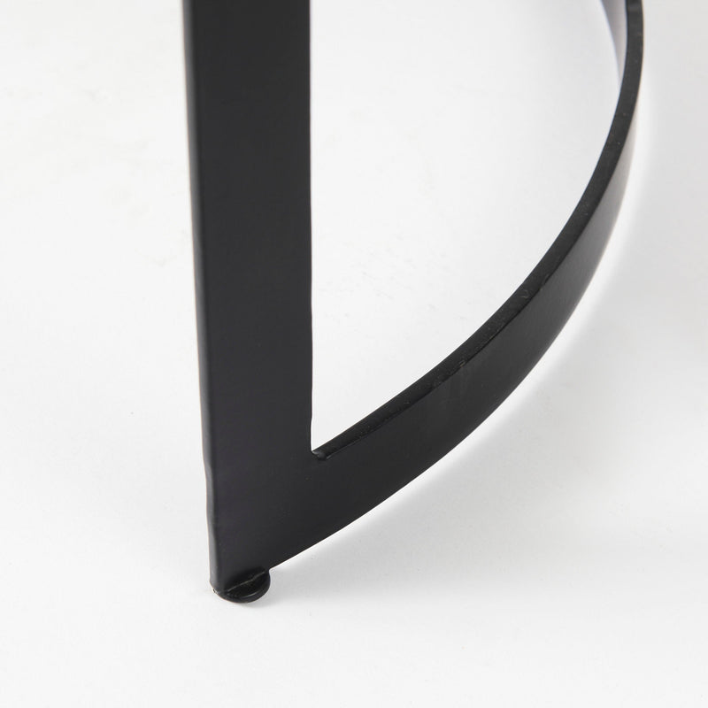 media image for Aisley Accent Table Mercana Mer 69283 10 223