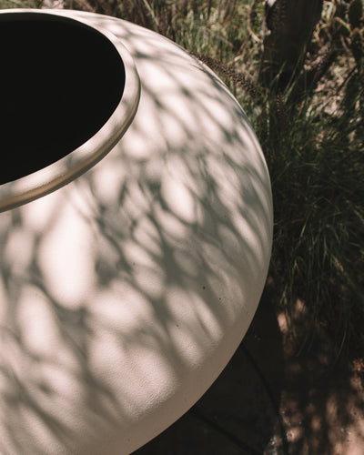 product image for Grand Outdoor Resin Vessel 24