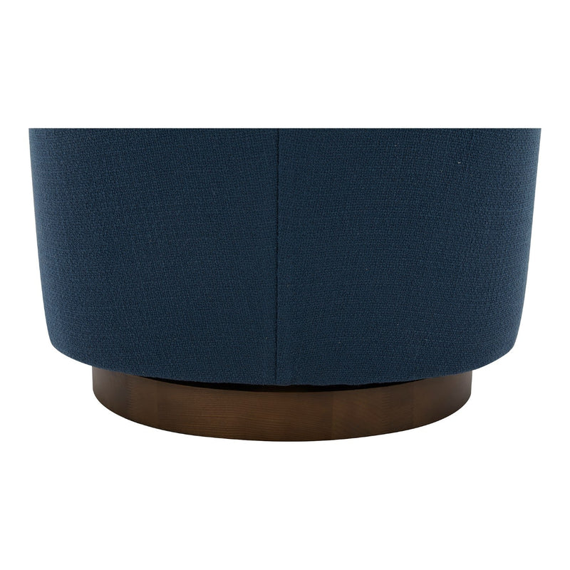 media image for oscy swivel chair by Moe& 236