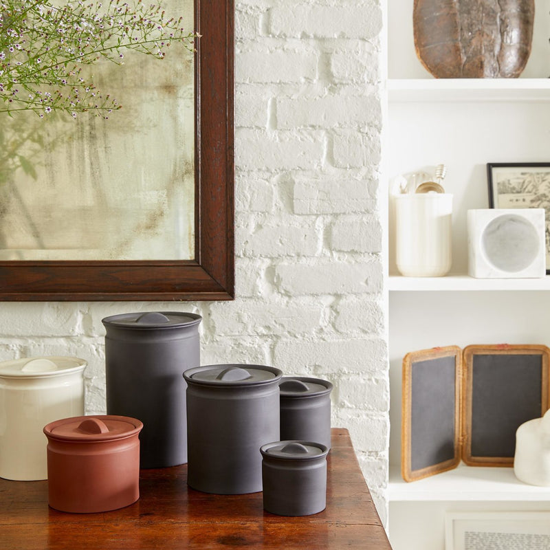 media image for Larder Matte Black Crock 225